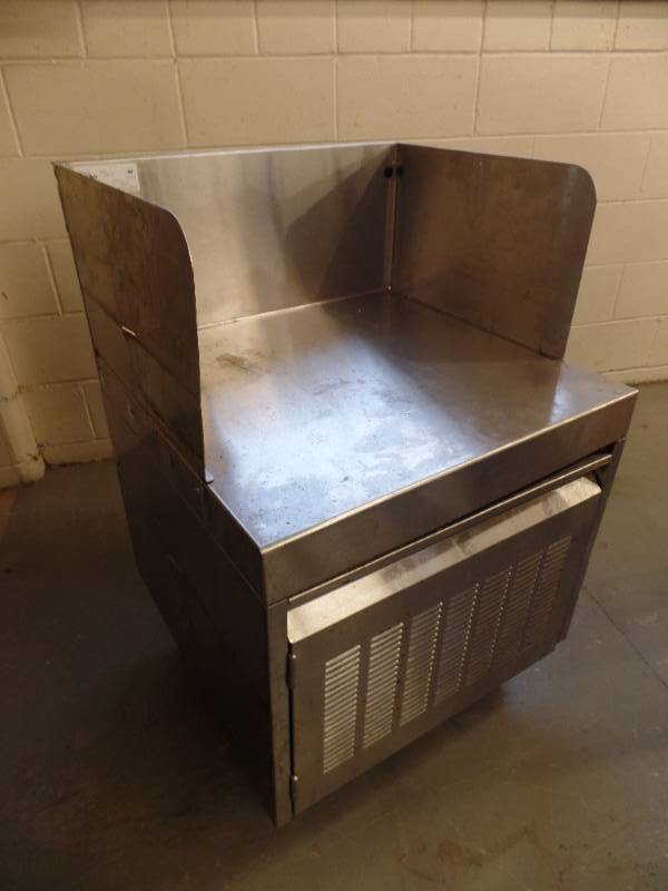 lot 527 image: SS POS Cabinet