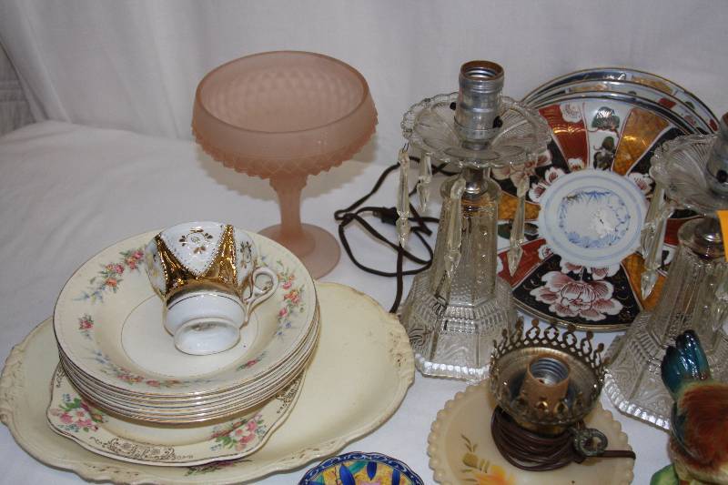 lot 50 image: Glass Crafters Dream