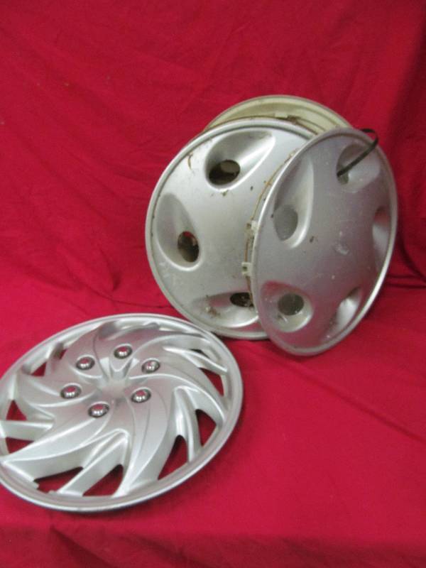 Hub caps