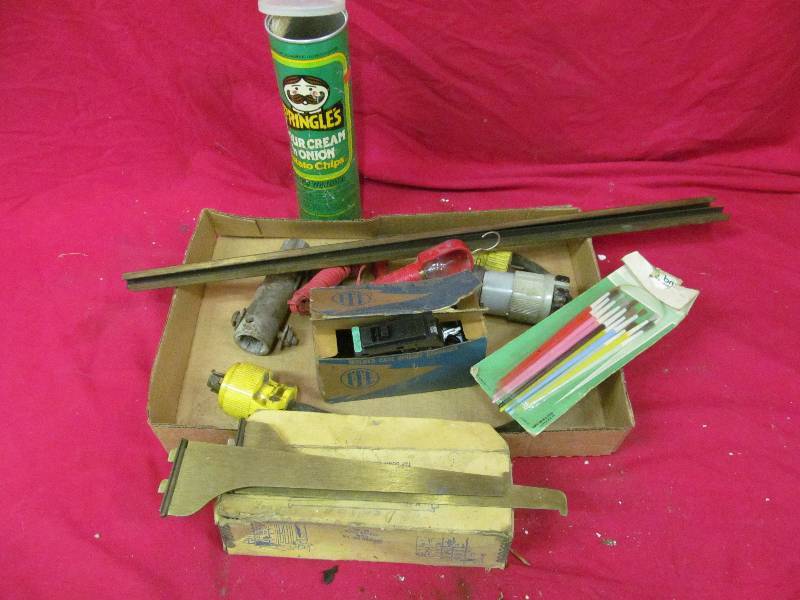 paint brushes, brackets