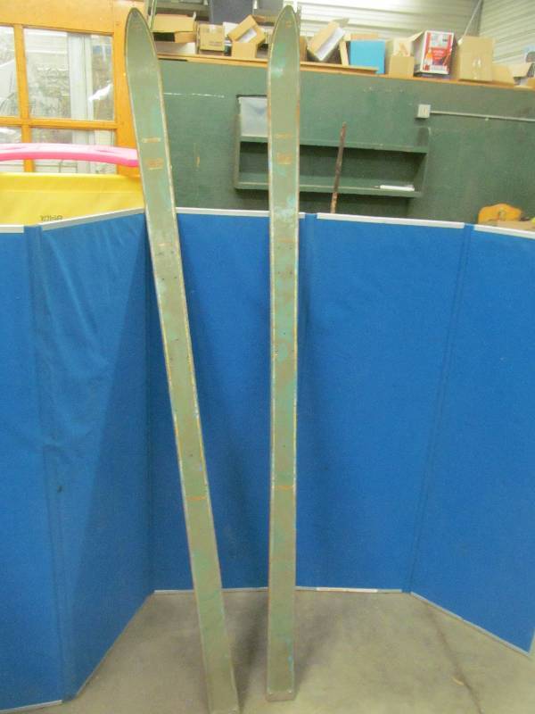 vintage skis