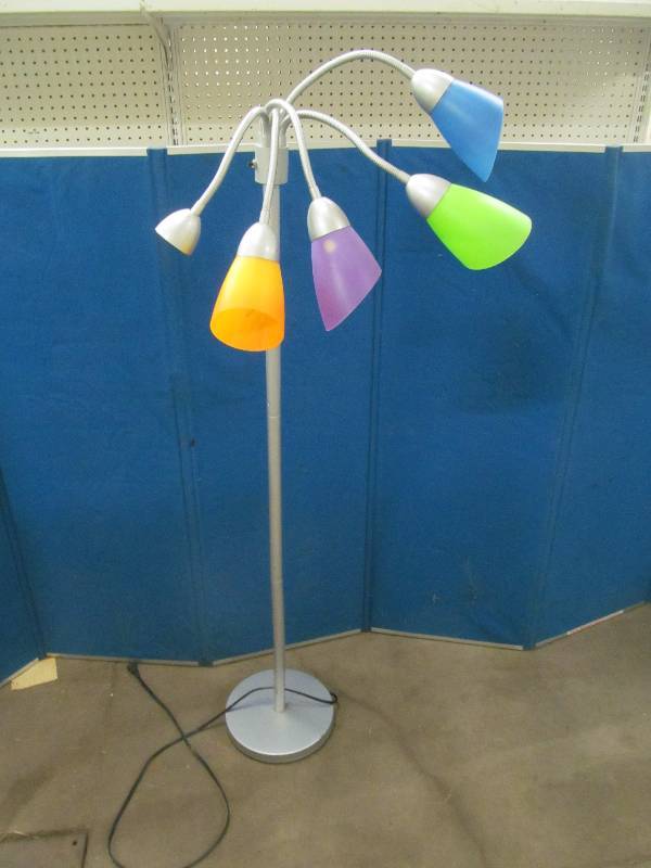 floor lamp