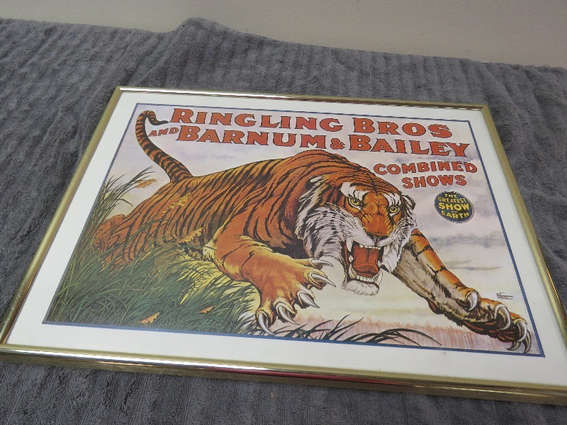 lot 26 image: Circus Time