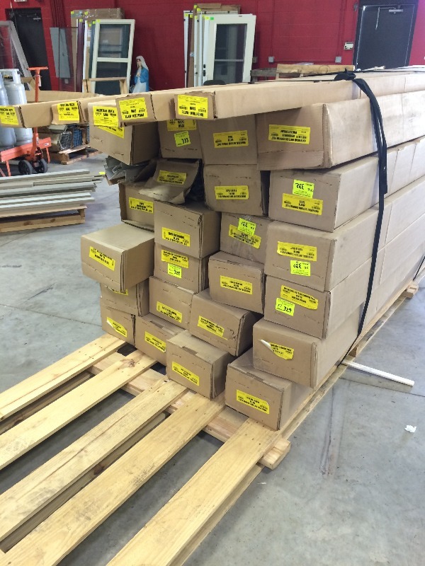 Vinyl Outside Corners   for Universal Use  (Matte Vintage Cream)  3 boxes  10 pc each box  10ft lengths  view all pictures for more details