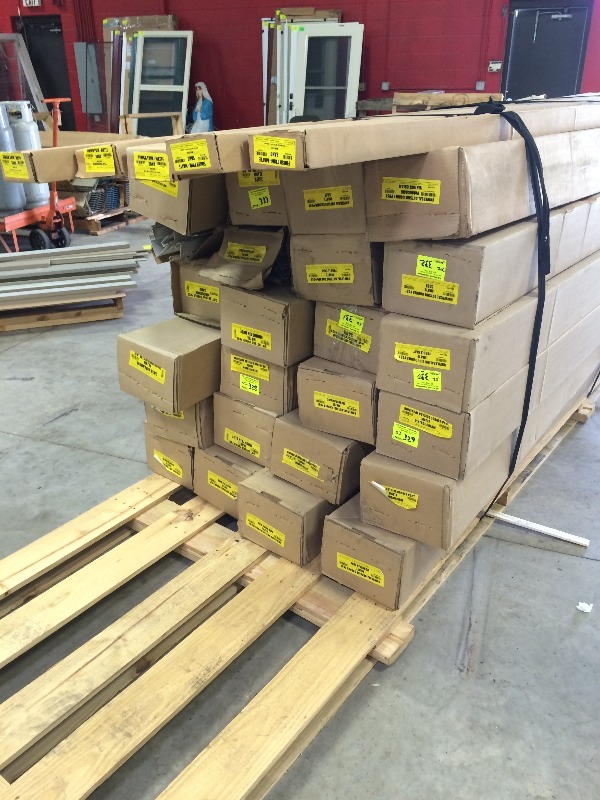 Vinyl Outside Corners   for Universal Use  (Pebble Clay)  2 boxes  10 pc each box  10ft lengths  view all pictures for more details