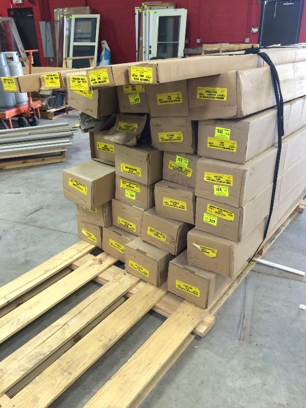 Vinyl Outside Corners   for Universal Use  (Sage)  2 boxes  10 pc each box  10ft lengths  view all pictures for more details