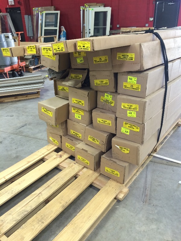 Vinyl Finish Trim  (Matte Sand)  5 boxes  20 pieces per box  12ft length   view all pictures for more details