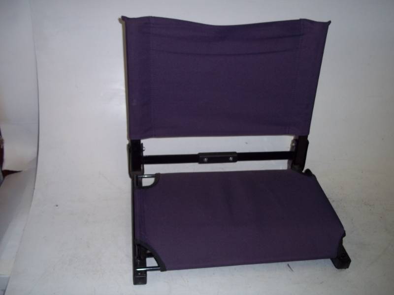 lot 13 image: Folding Stadium Seat