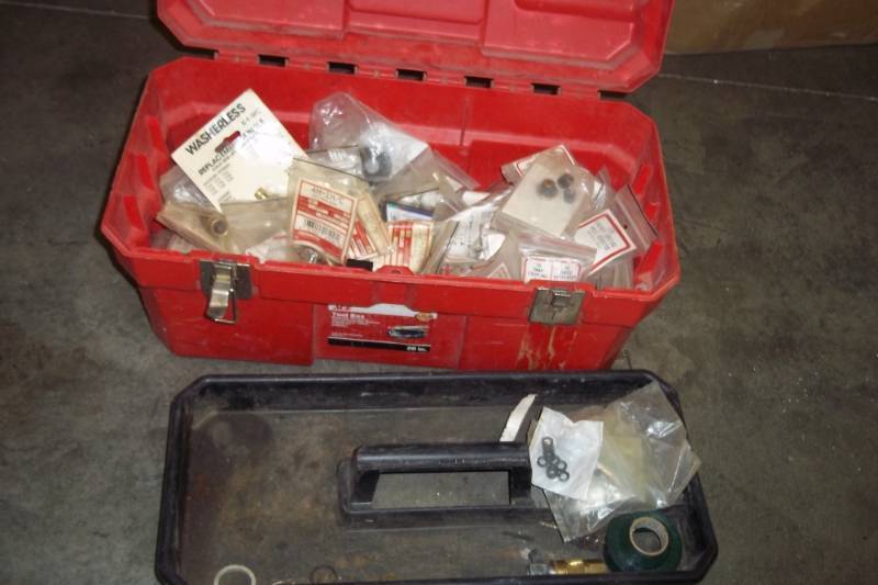 lot 40 image: Red Tool Box wfaucet parts