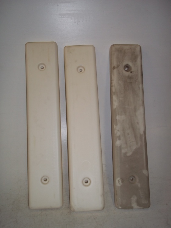 lot 91 image: 3 of New Dock Cushions 4.5 x 24