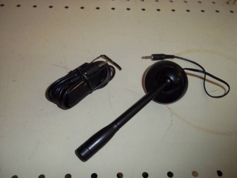 lot 108 image: Pair of Computer mics