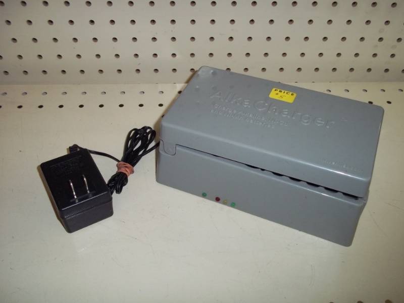 lot 123 image: Battery Charging System