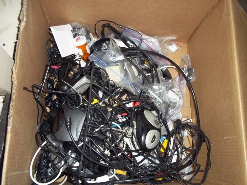lot 137 image: Misc Electronic and Computer Cables and Supplies