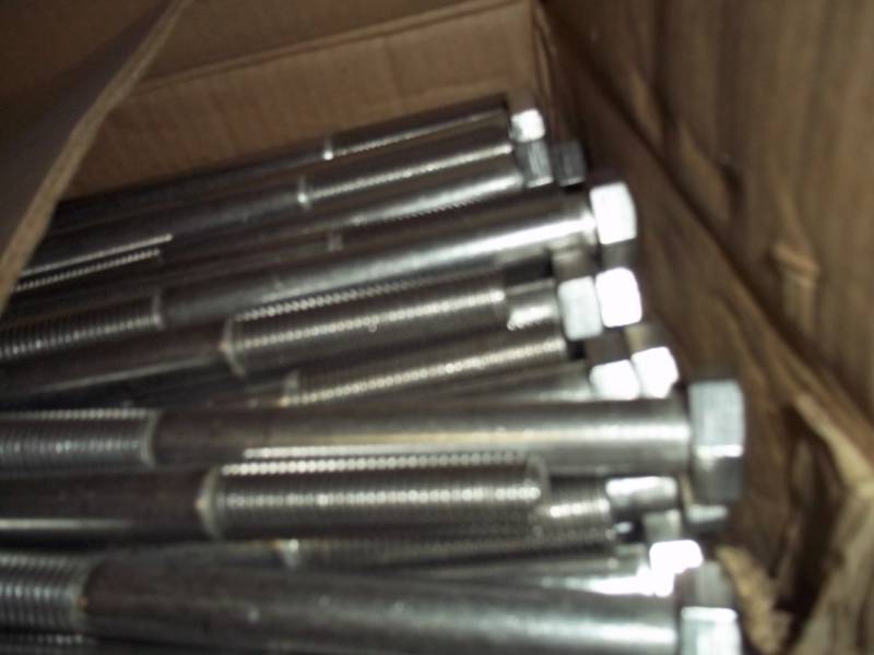 lot 154 image: New Stainless Bolts 34x8.5 in Box of 90