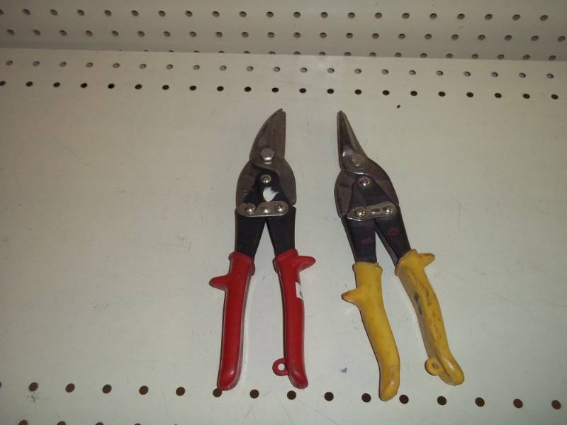 lot 173 image: Pair of Snips
