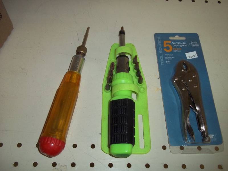 lot 176 image: Lot of 2 screw drivers and a locking pliers