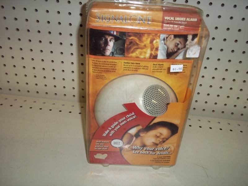 lot 182 image: Signal One Voice Smoke Voice Alarm