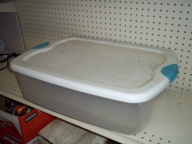 lot 229 image: Clear Tote
