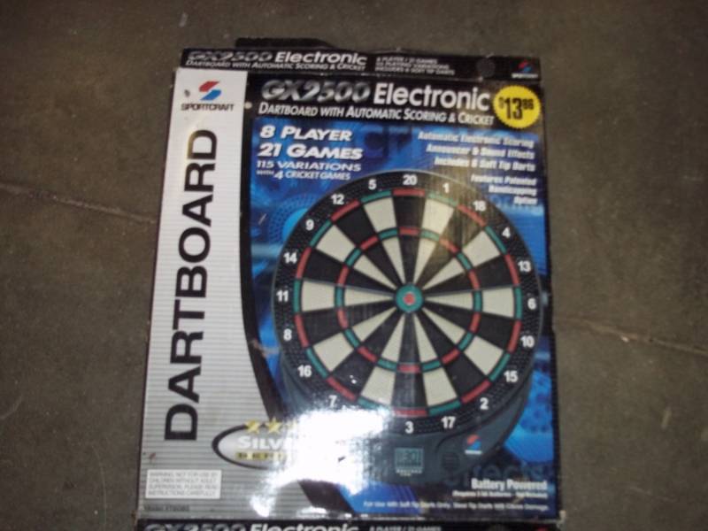 lot 262 image: Electronic Dart Board