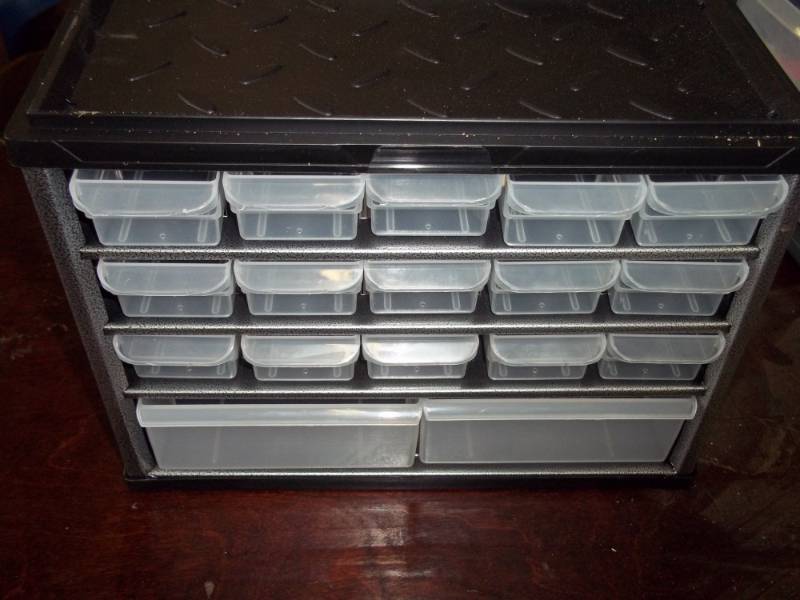 lot 265 image: Parts Bin