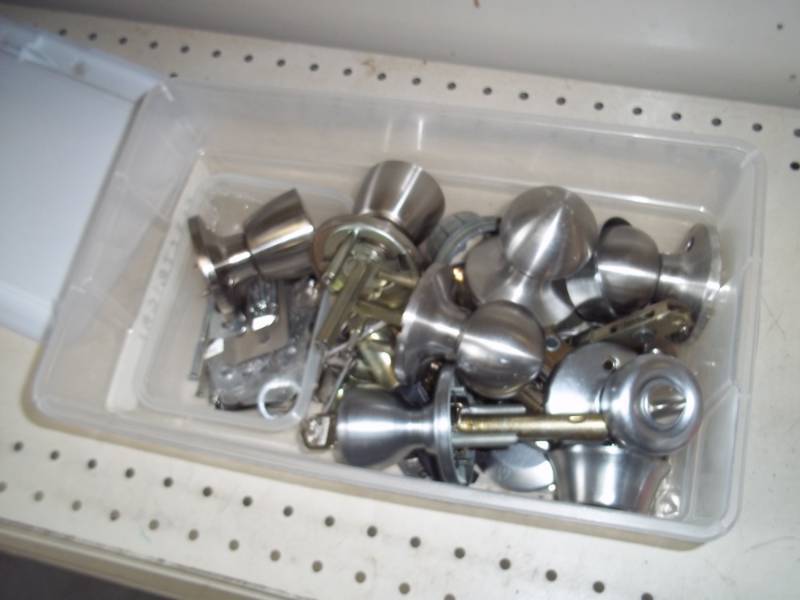 lot 278 image: Tote of Door Knobs