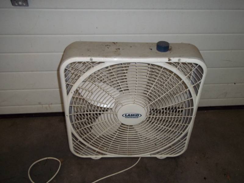 lot 318 image: Box Fan