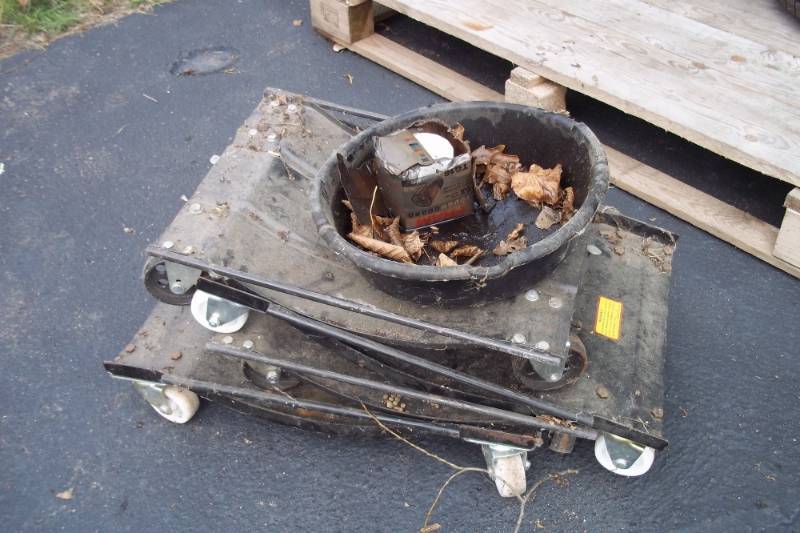 lot 327 image: Set of 4 car coasters and oil pan