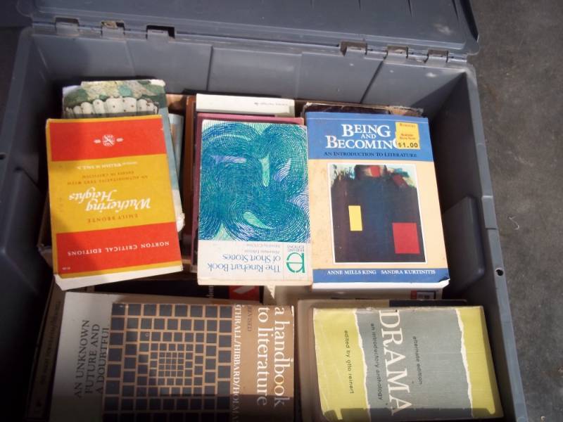 lot 341 image: Tote of Books includes tote