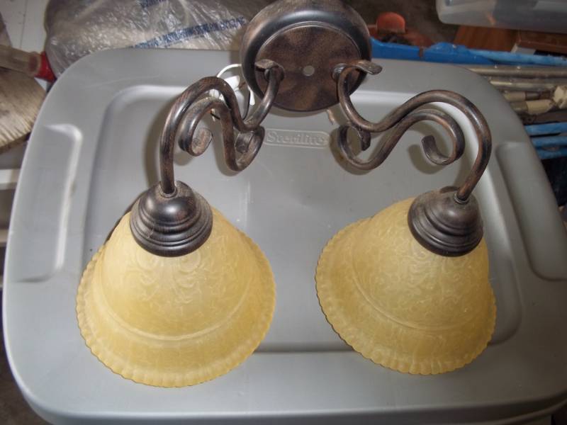lot 344 image: Outdoor Light fixture