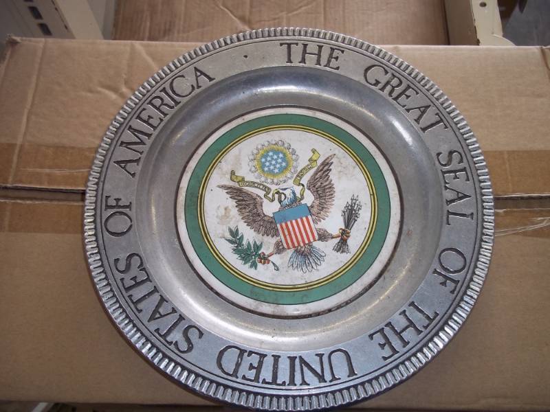 lot 5 image: Great Seal of the United States plate