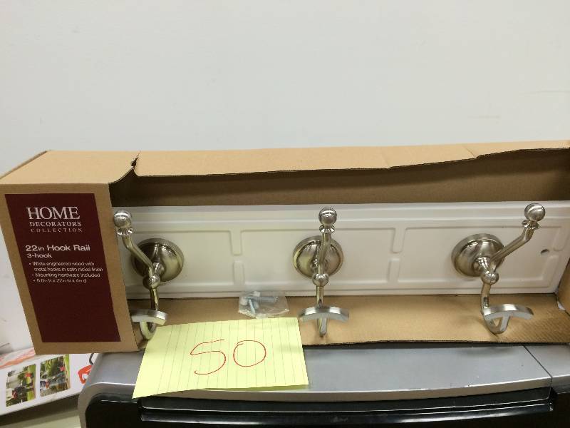 Decorative 3-Hook Rack in WhiteSatin Nickel-97832SNBHD-1 New