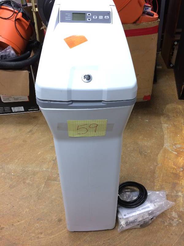 GE GXSH40V 40,100 Grain Water Softener  New