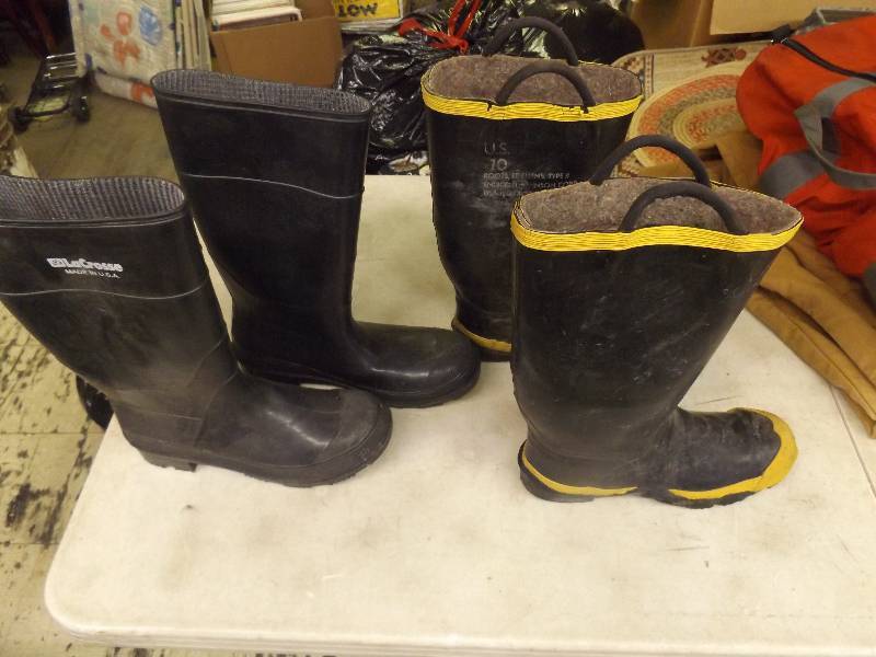Rubber Boots, Goggles and Apex Bag