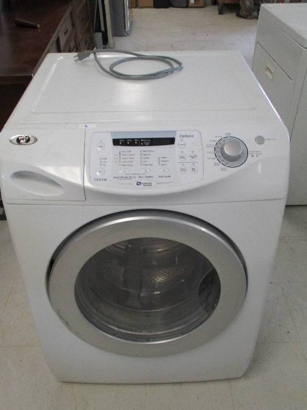 lot 6 image: Maytag Washer