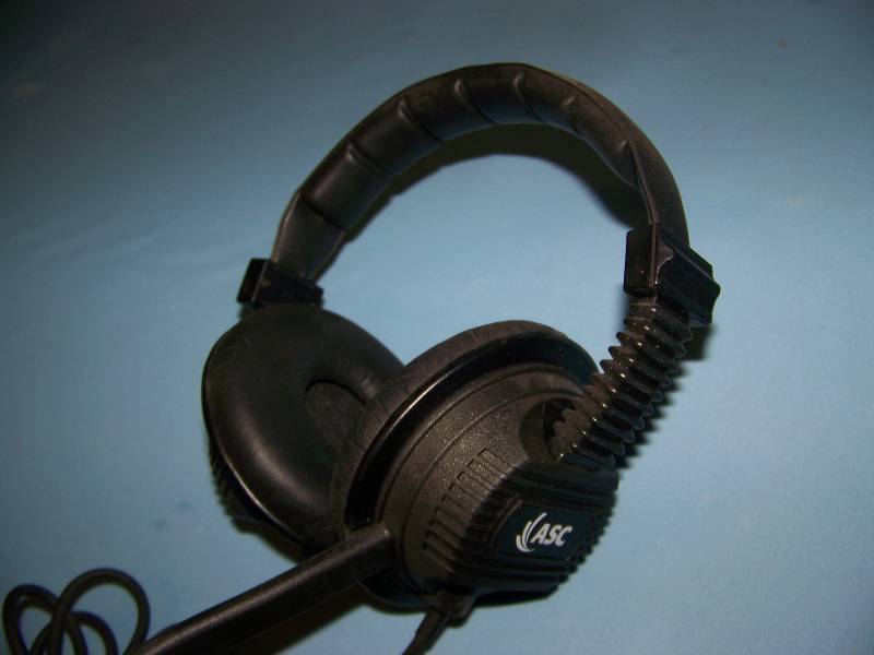 lot 39 image: (2) ASC, MB Quart, Lightweight, Intercom Headphones  Headset with Boom Microphone (mic) and 5-Pin Plug