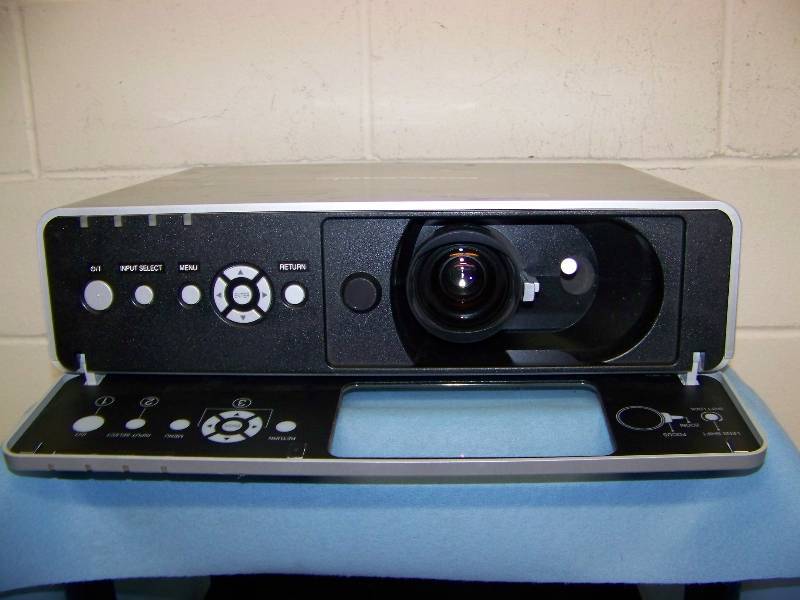 lot 24 image: Panasonic, PT-F100U, LCD Projector