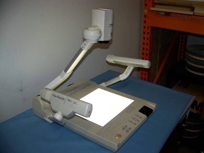 lot 36 image: Samsung, Digital Video Presenter  Document Camera