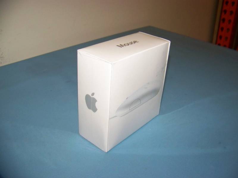 lot 74 image: Apple, Computer  PC Mouse - BRAND NEW in sealed box