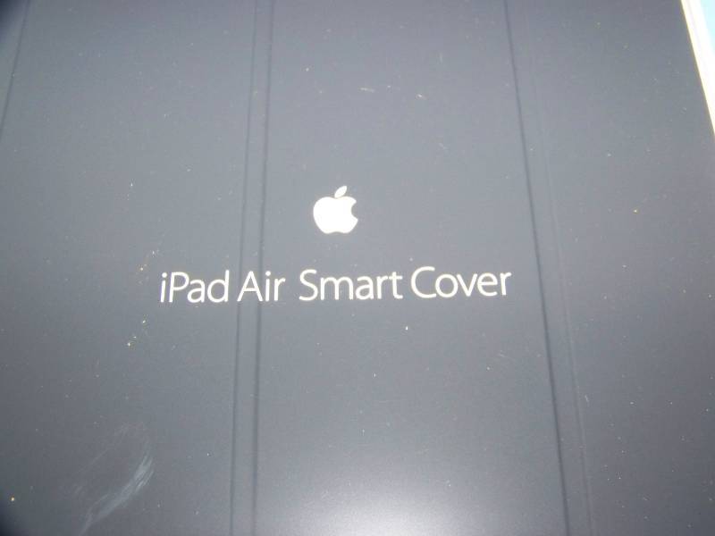 lot 77 image: Apple, iPad Air, Smart Cover - BRAND NEW in sealed package