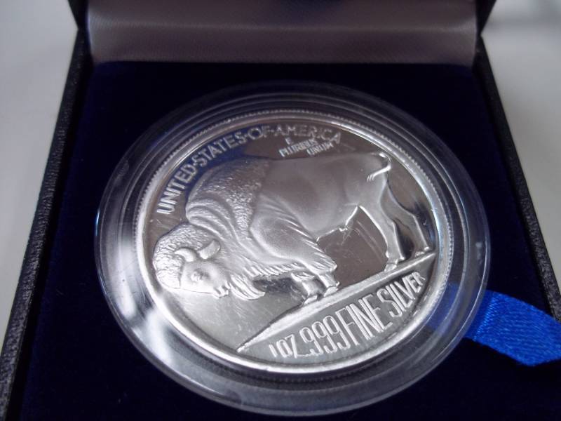 1 oz. Fine Silver Buffalo Commenorative Medallion