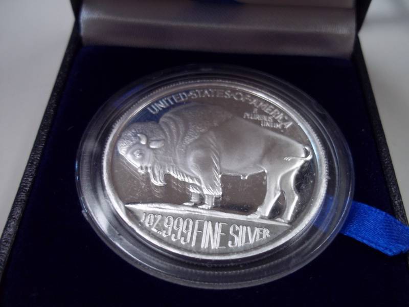 1 oz. Fine Silver Buffalo Commenorative Medallion