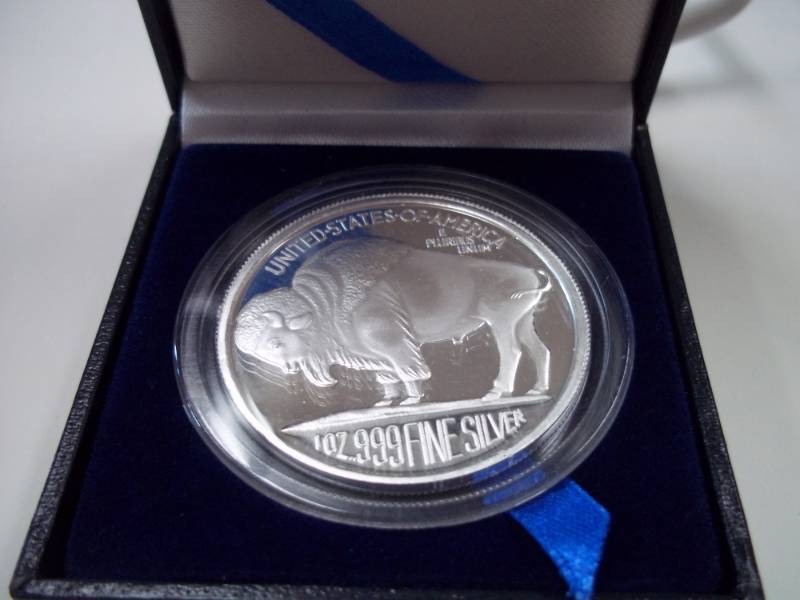 1 oz. Fine Silver Buffalo Commenorative Medallion
