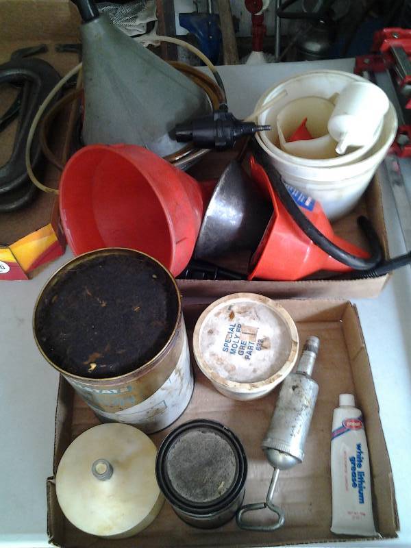 Grease Gun, Grease, Bearing Packer, Funnel, Oil Transfer Pump