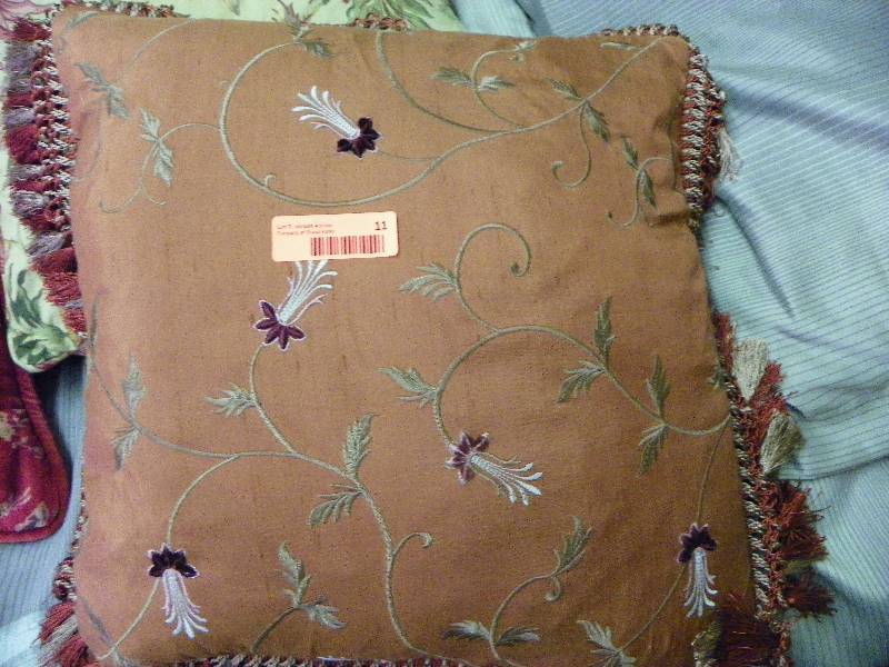 Assortment of decorator pillows, backrest pillow