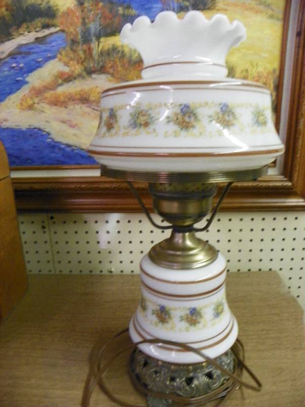 Metal and glass electric lamp with wonderful top and bottom globes, no chimney