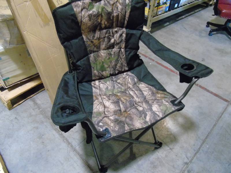 Oversized 500-lb. Camo King Chair