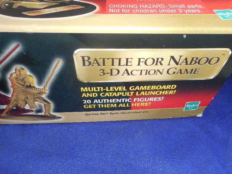 COLLECTIBLE 3 D STAR WARS GAME
