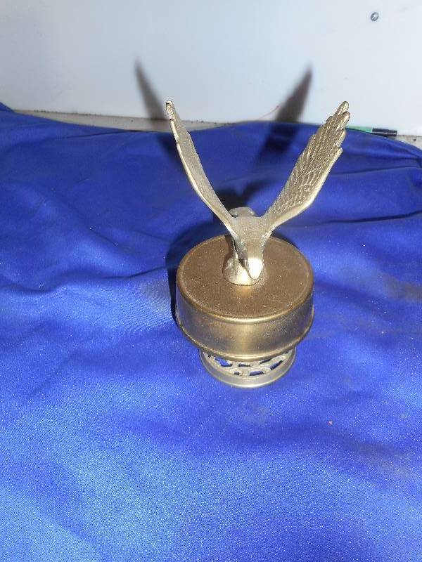 BRASS EAGLE MUSIC BOX