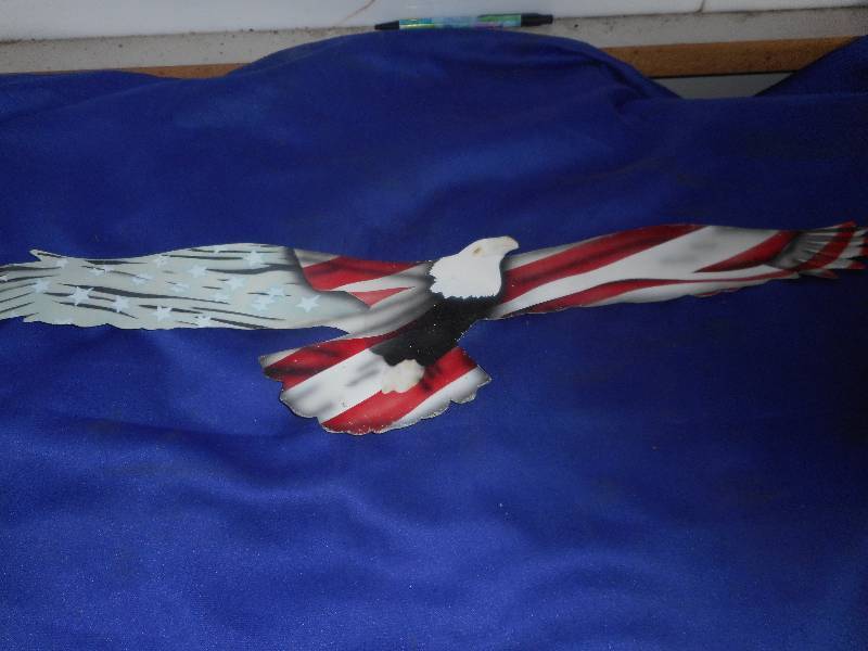 COLLECTIBLE METAL EAGLE