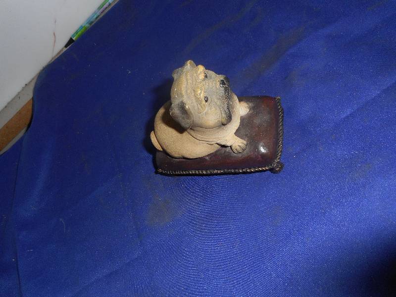 COLLECTIBLE 2001 PUG TRINKET BOX